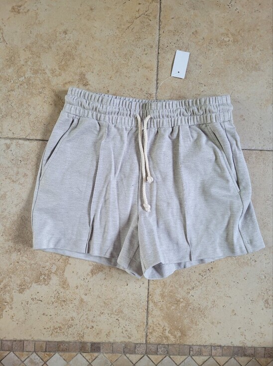 LOFT Pants - Loft Pull On Shorts